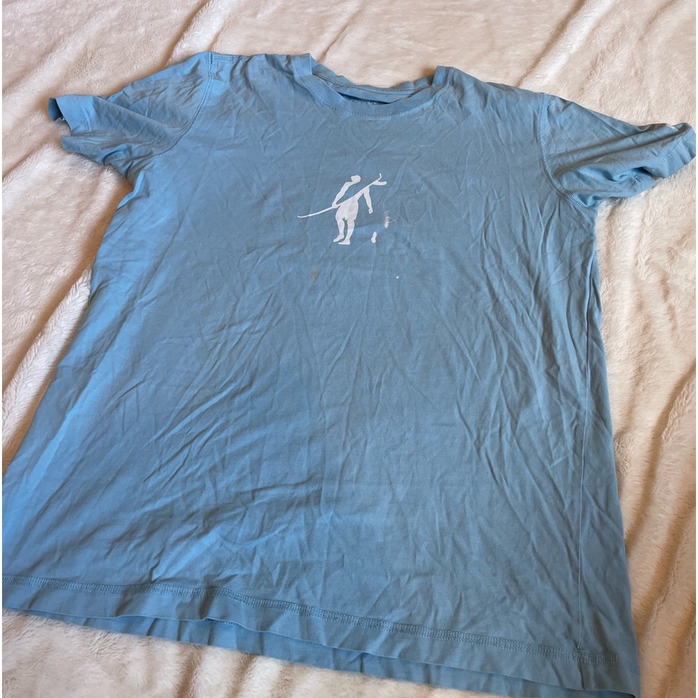 Toes on the nose beach shirt